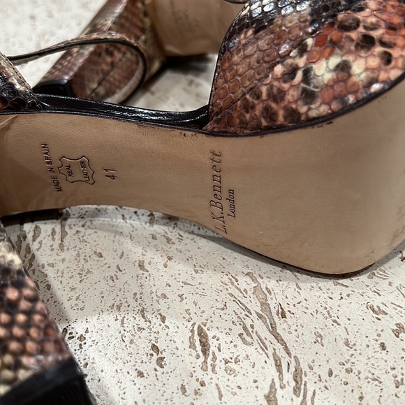 NEW L.K. Bennett Python Leather Sandals size 11 Cross dressing or transgender - Picture 6 of 6